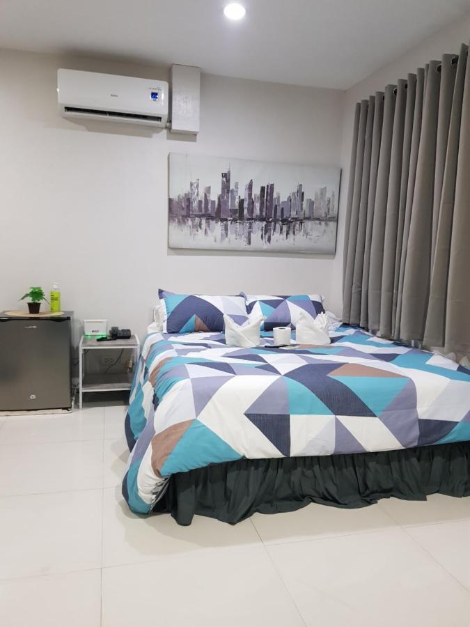 Skymagz 812 At Cityscape Residences บาโคลอด ภายนอก รูปภาพ
